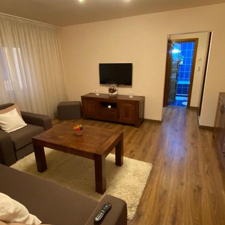 Apartament Doua Camere Baia Mare Esterno foto