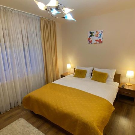 Apartament Doua Camere Baia Mare Esterno foto