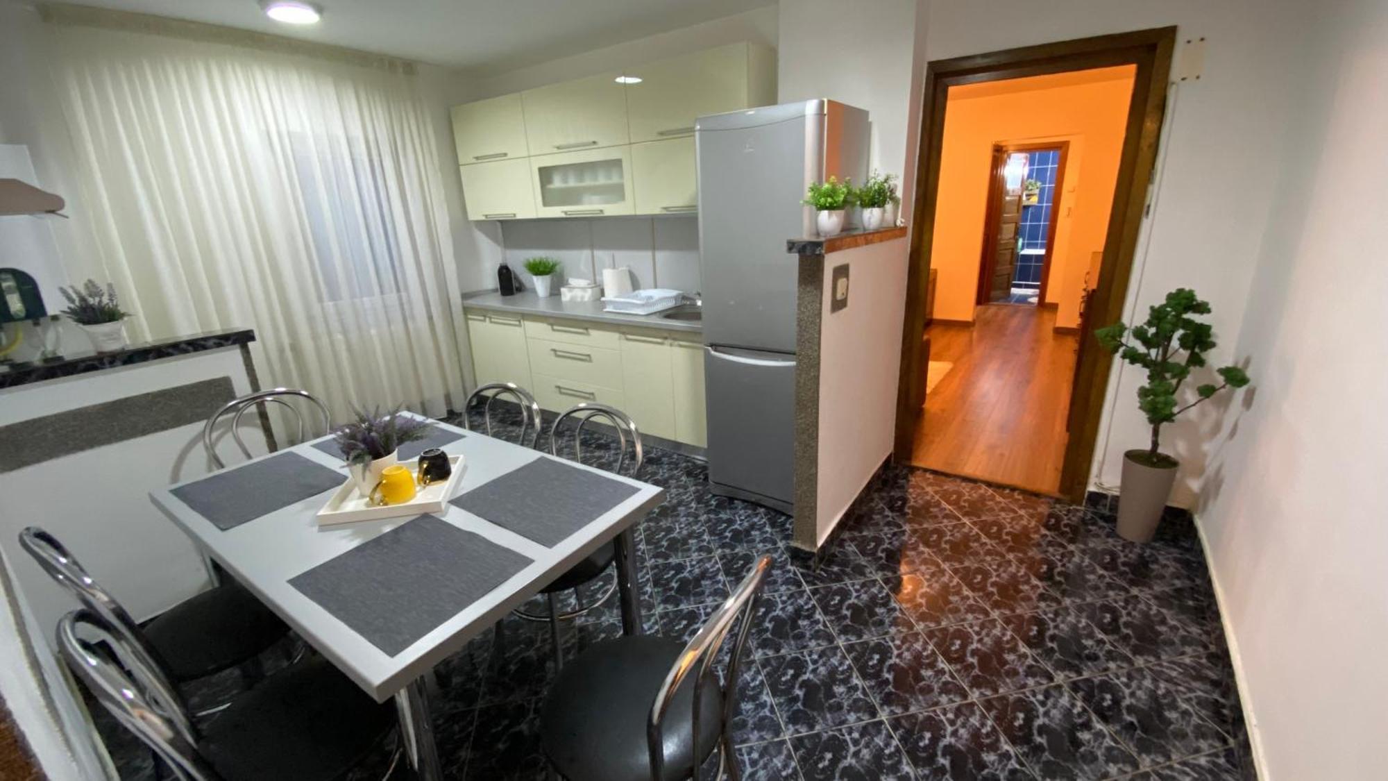 Apartament Doua Camere Baia Mare Esterno foto